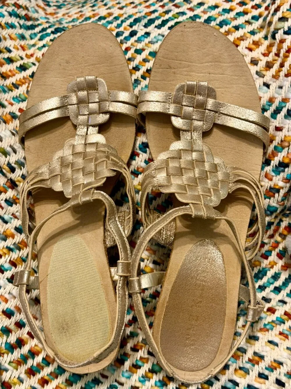 Anne Klein Metallic Wedge Sandals – Size 9 – Champagne Gold